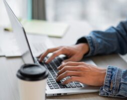 Digital Employee Experience (DEX)